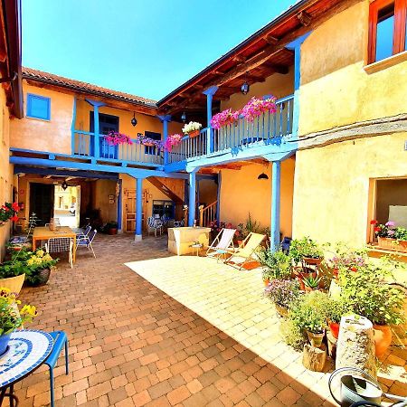 Albergue Villares De Orbigo Exterior photo