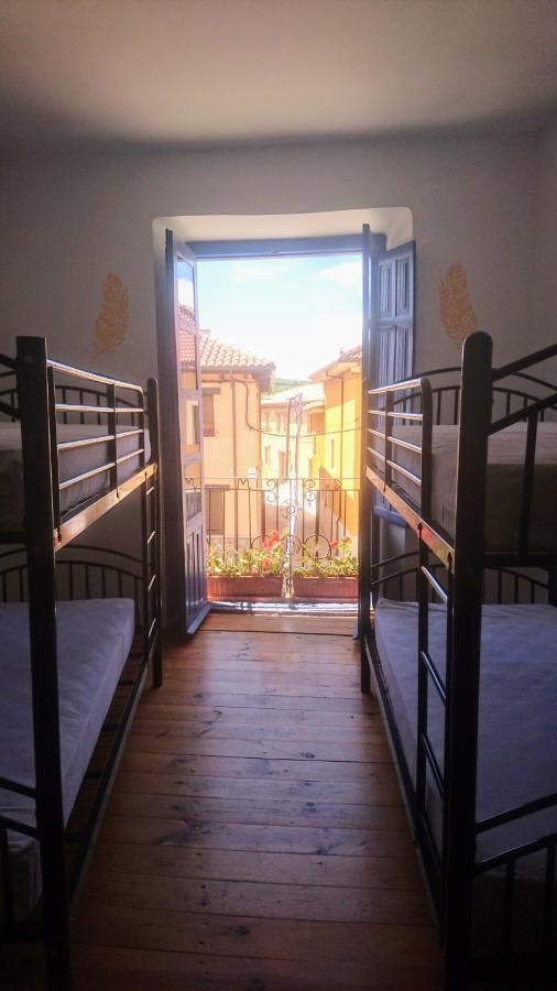 Albergue Villares De Orbigo Exterior photo