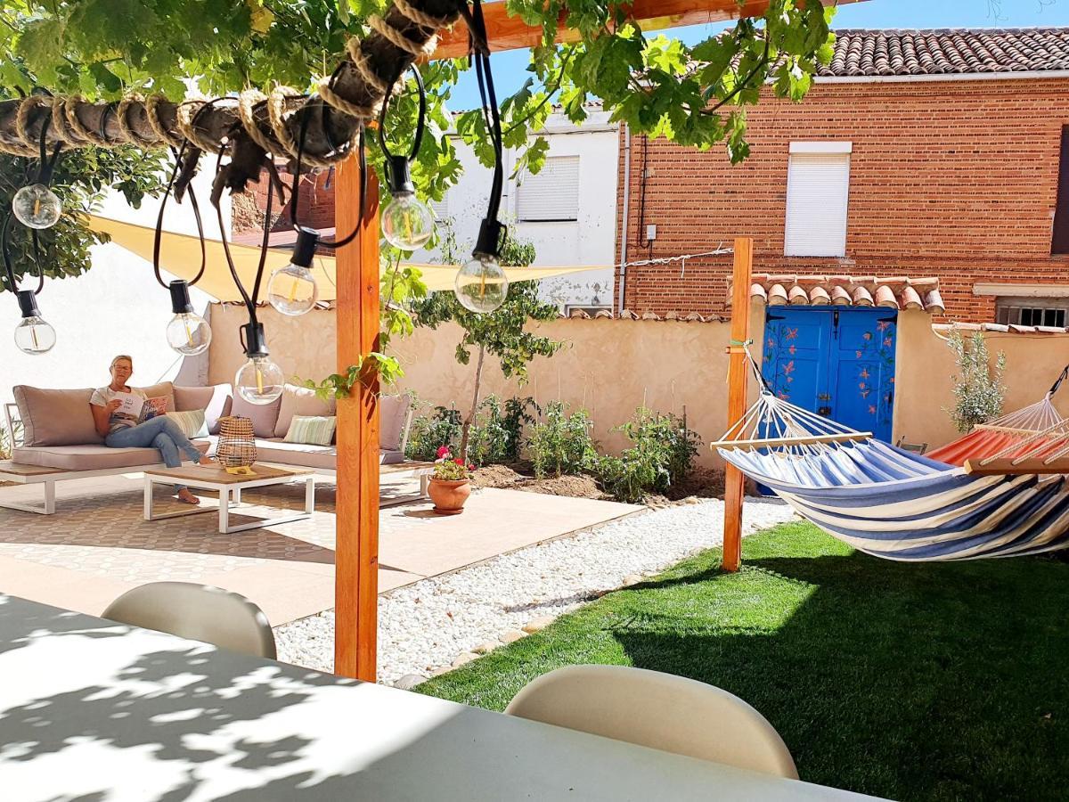 Albergue Villares De Orbigo Exterior photo