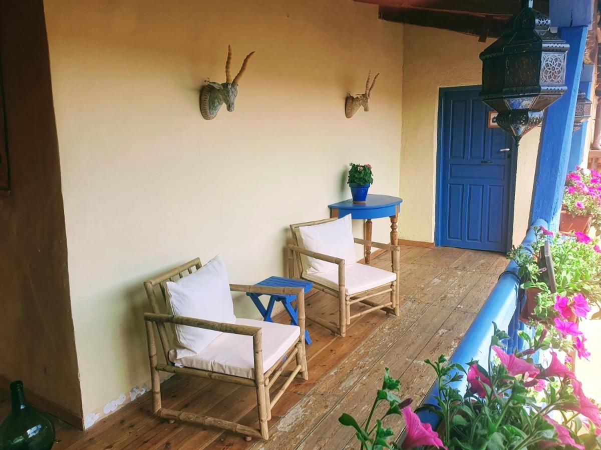 Albergue Villares De Orbigo Exterior photo